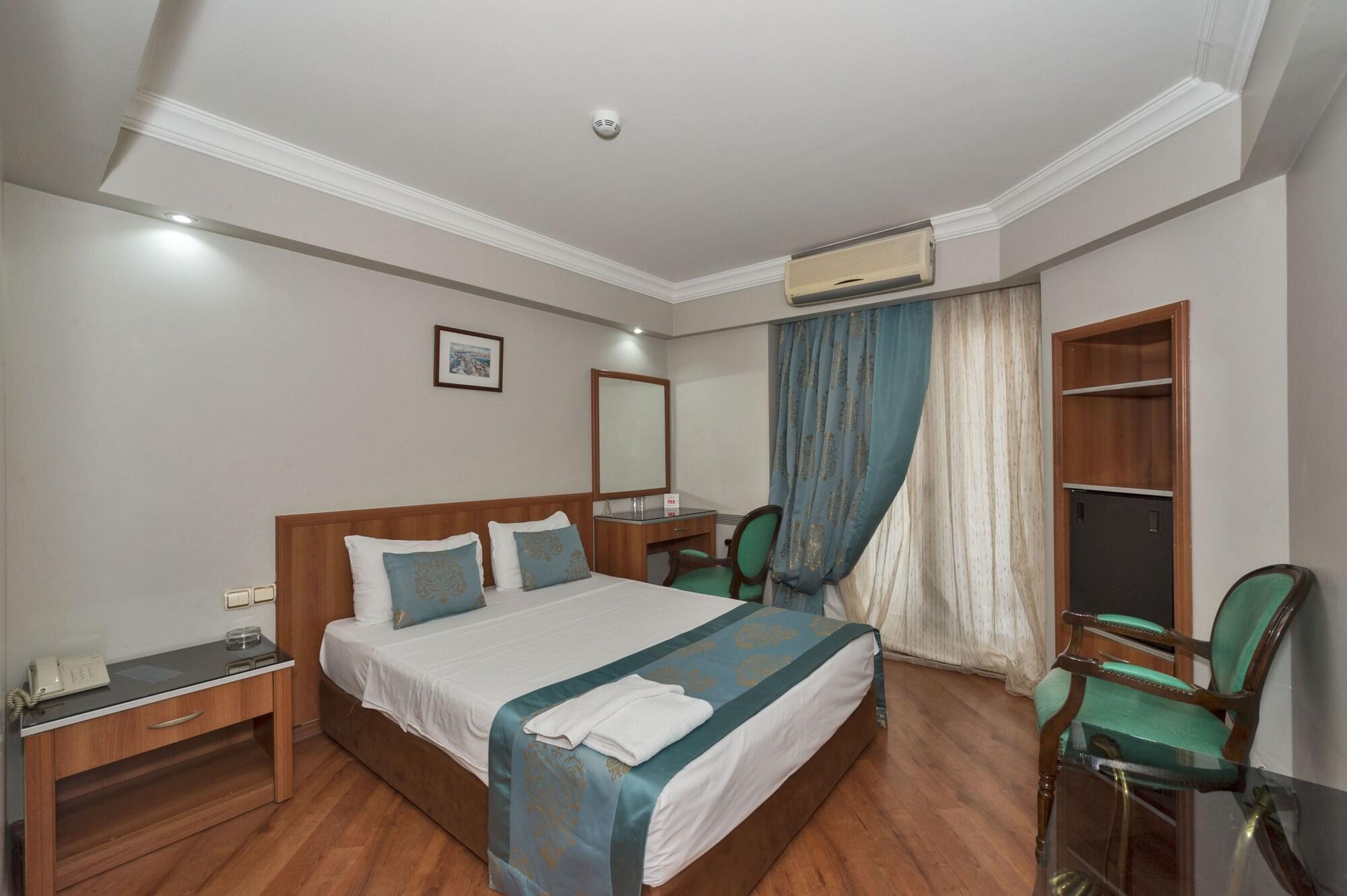 Beyaz Kugu Hotel Istanbul Bagian luar foto