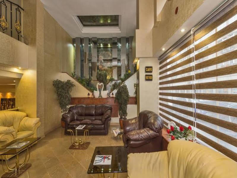 Beyaz Kugu Hotel Istanbul Bagian luar foto
